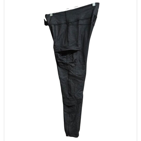 Lululemon Pants Black Free Cropped Jogger zippered Cuffs Side Pockets Low Rise - Picture 1 of 8